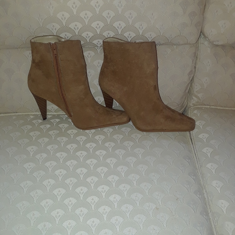 Ankle boots